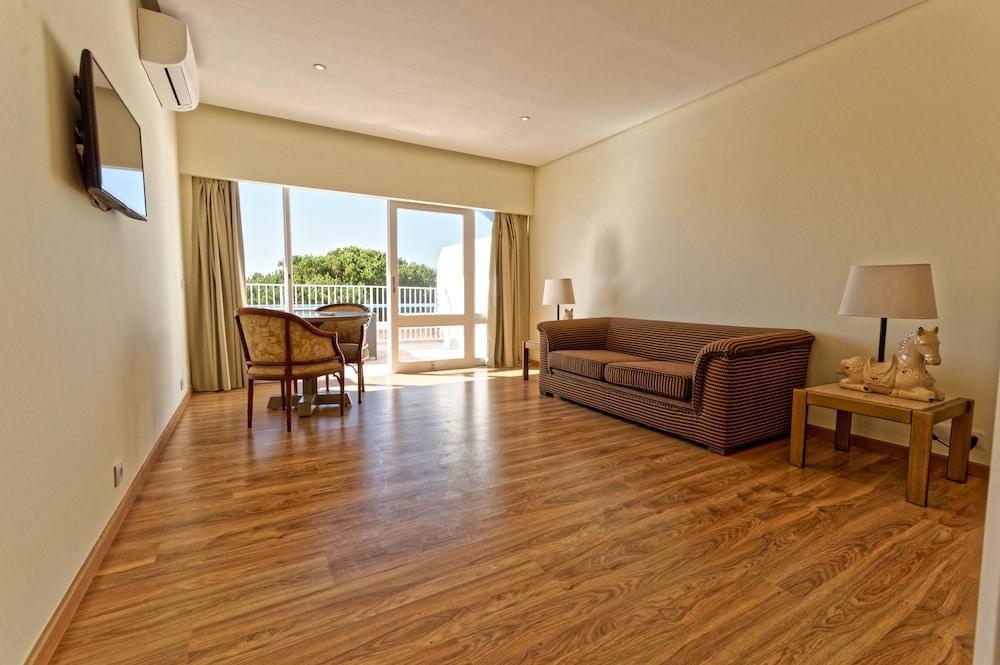 Carvoeiro Garden Hotel Exterior photo